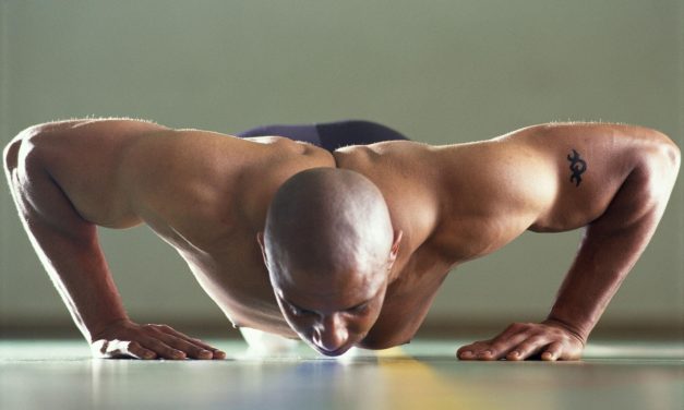 Push-Up 100 Kali Dan Pull-Up 50 Kali Tiap Hari, Begini Hasil Pria Ini!