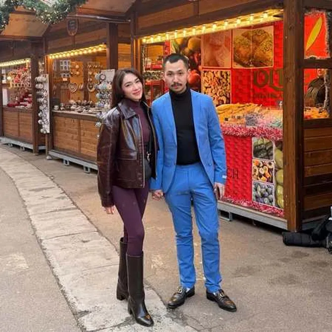 Angel Karamoy Lepas Gusti Ega, Cinta Kandas Di Santorini