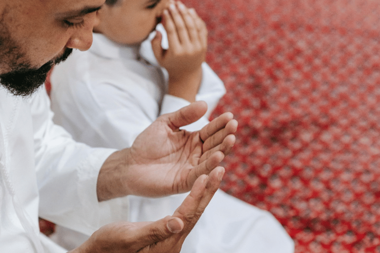 Amalan Ringan Di Hari Arafah 2026, Pahala Dahsyat Menanti