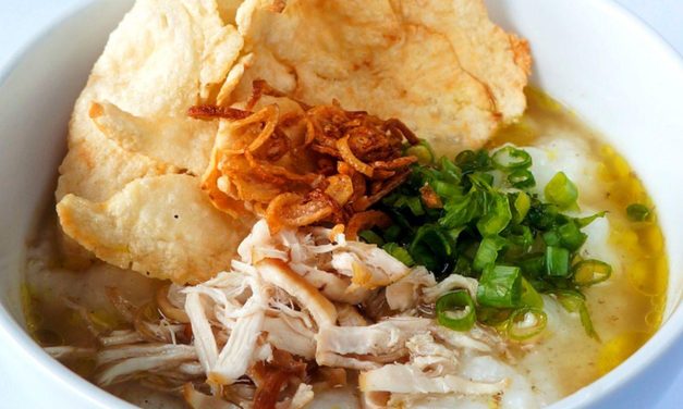 Hangat Dan Gurih! Bubur Ayam Menu Andalan Semua Kalangan