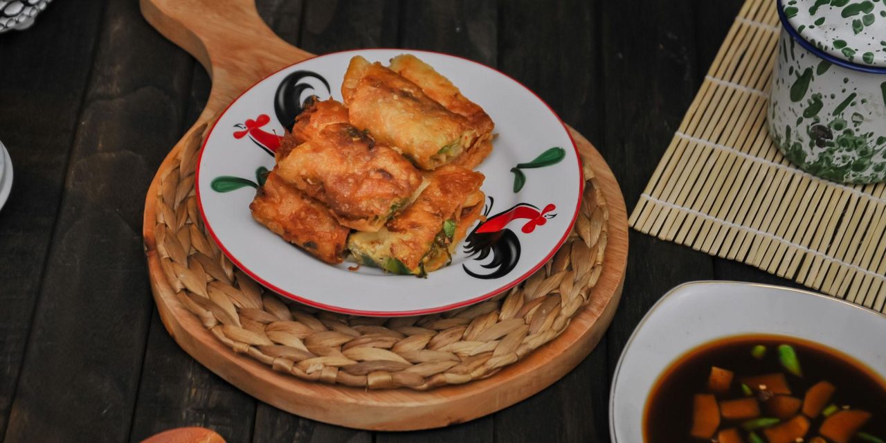 Martabak Mesir, Camilan Tebal Isi Daging Yang Selalu Di Cari