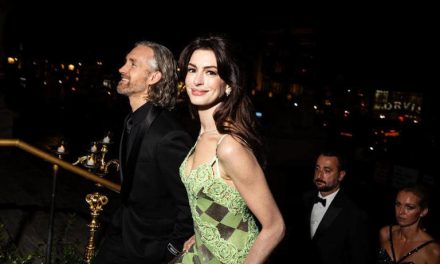 Comeback Spektakuler! Anne Hathaway Ramaikan Layar Lebar