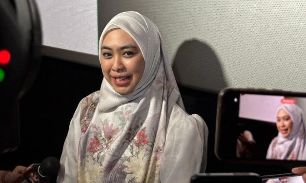 Klarifikasi Tegas! Oki Setiana Bantah Isu Keretakan Rumah Tangga