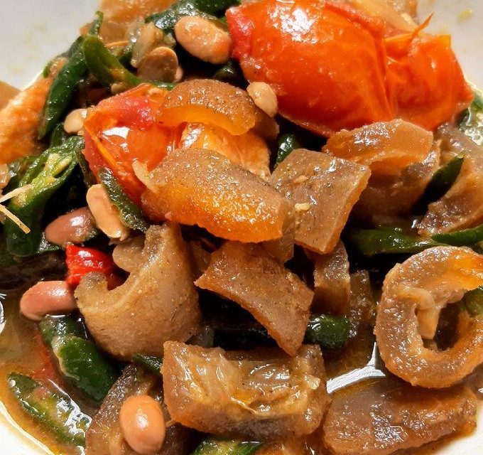 Tauco Kikil: Kuliner Khas Gurih, Legit Dan Menggoda Selera