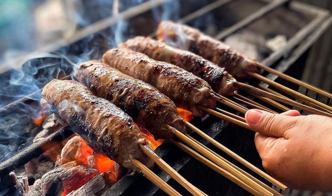 Sate Buntel Legendaris! Keunikan Sate Kambing Khas Solo