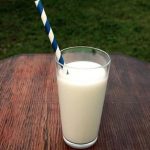Hati-Hati! Kebiasaan Minum Susu Bisa Memicu Bau Mulut