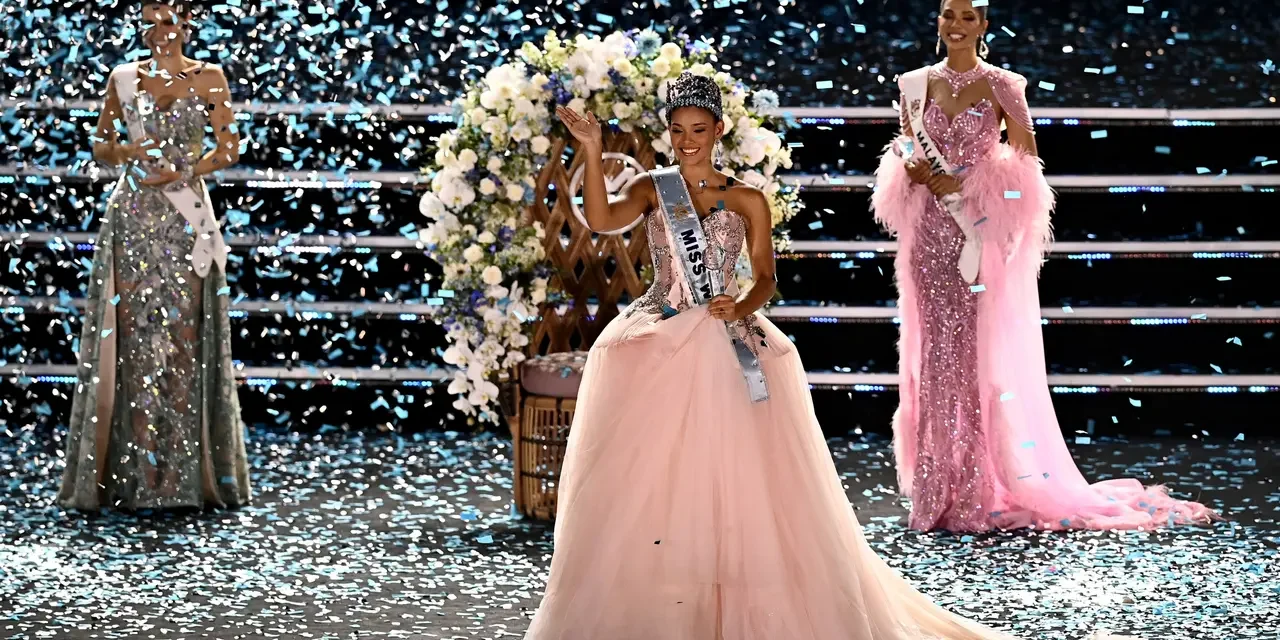 Joheirry Mola, Pendidik Berhasil Raih Mahkota Miss World 2026